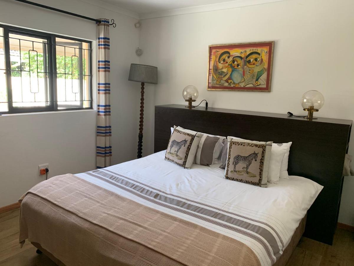 Garden Cottage In Ambiente Guest House นิสนา ภายนอก รูปภาพ
